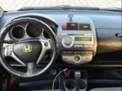 Фото авто Honda Jazz