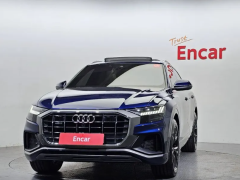 Сүрөт унаа Audi Q8