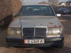 Photo of the vehicle Mercedes-Benz W124