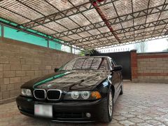 Фото авто BMW 5 серии