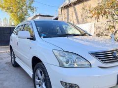 Сүрөт унаа Toyota Harrier