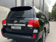 Сүрөт унаа Toyota Land Cruiser