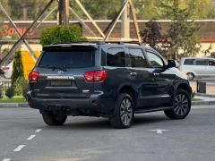 Сүрөт унаа Toyota Sequoia