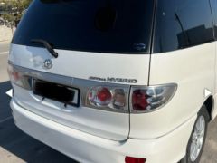 Photo of the vehicle Toyota Estima