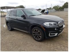 Photo of the vehicle BMW X5