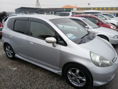 Фото авто Honda Fit