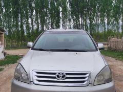 Сүрөт унаа Toyota Avensis Verso