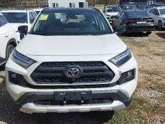 Сүрөт унаа Toyota RAV4