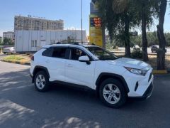 Сүрөт Toyota RAV4  2019