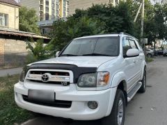 Сүрөт унаа Toyota Sequoia