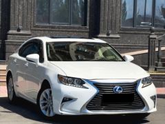 Photo of the vehicle Lexus ES