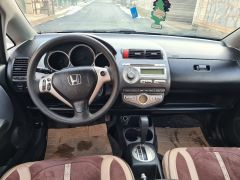 Фото авто Honda Jazz