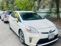 Фото авто Toyota Prius