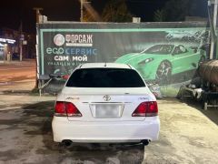 Сүрөт унаа Toyota Crown