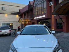 Photo of the vehicle Hyundai Sonata