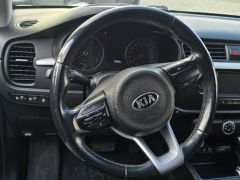 Photo of the vehicle Kia Rio