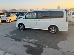 Фото авто Honda Stepwgn