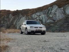 Фото авто Volkswagen Golf