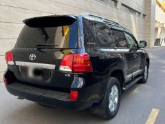 Сүрөт унаа Toyota Land Cruiser