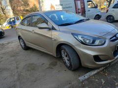 Фото авто Hyundai Solaris