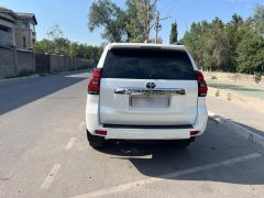 Photo of the vehicle Toyota Land Cruiser Prado