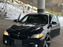 Photo of the vehicle BMW 5 Series