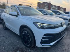 Photo of the vehicle Volkswagen Tiguan