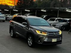 Фото авто Toyota Highlander