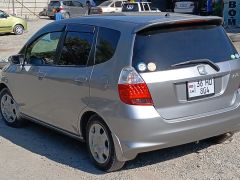 Фото авто Honda Fit