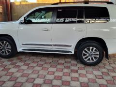 Сүрөт унаа Toyota Land Cruiser