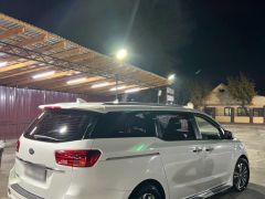 Фото авто Kia Carnival