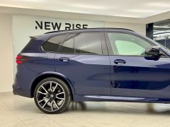 Photo of the vehicle BMW X5