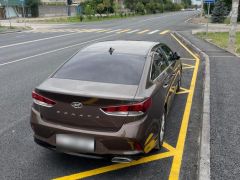 Photo of the vehicle Hyundai Sonata