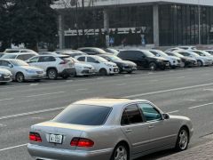 Photo of the vehicle Mercedes-Benz E-Класс