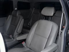 Photo of the vehicle Kia Carnival