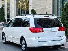 Сүрөт унаа Toyota Sienna