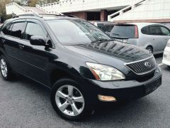 Photo of the vehicle Lexus RX