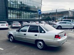 Сүрөт унаа Daewoo Nexia