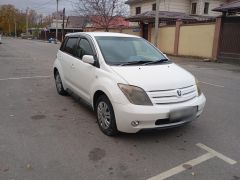 Сүрөт унаа Toyota Ist