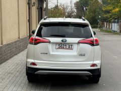 Сүрөт унаа Toyota RAV4