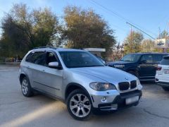 Photo of the vehicle BMW X5