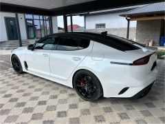 Сүрөт унаа Kia Stinger