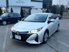 Сүрөт унаа Toyota Prius