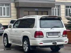 Photo of the vehicle Lexus LX