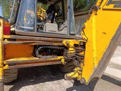 Фото авто JCB 4CX