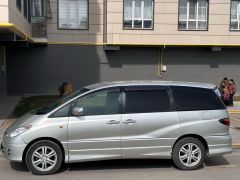 Photo of the vehicle Toyota Estima