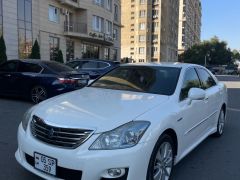 Фото авто Toyota Crown