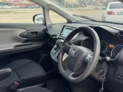 Сүрөт унаа Toyota Wish