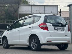 Фото авто Honda Fit