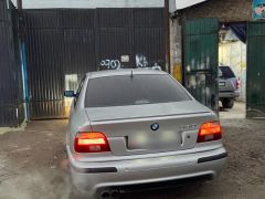 Photo of the vehicle BMW 5 Series